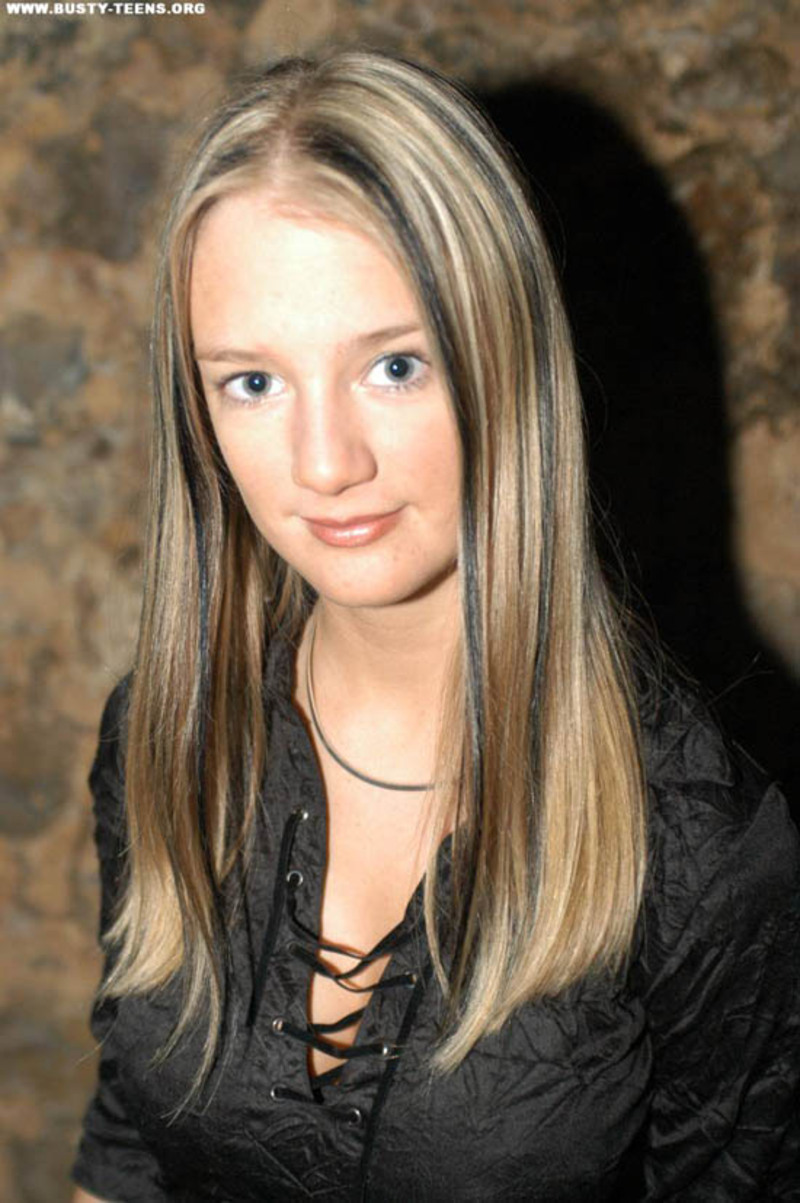 Busty Tanya denim - 1