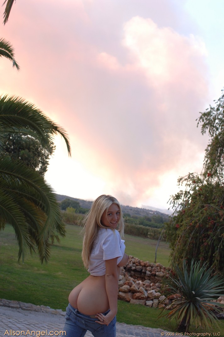 Alison outdoors - 15