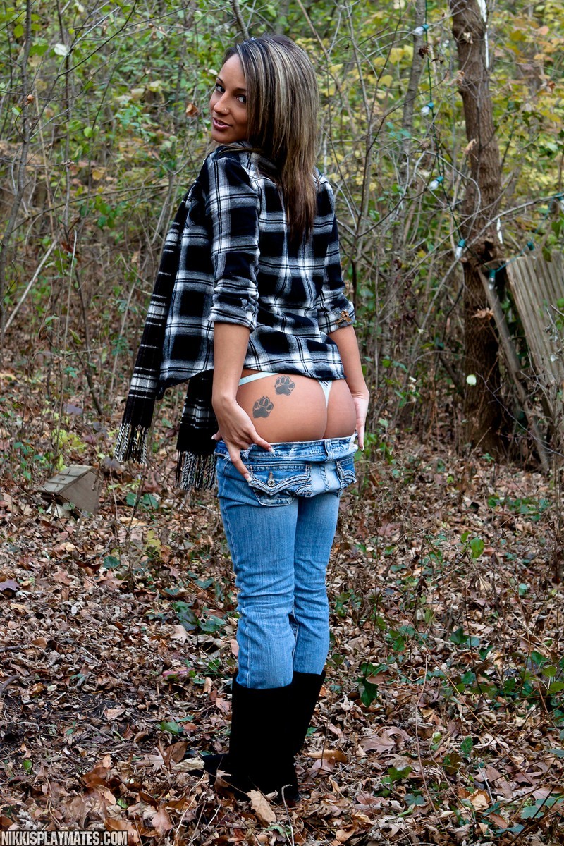 Nikki in the forest - 14