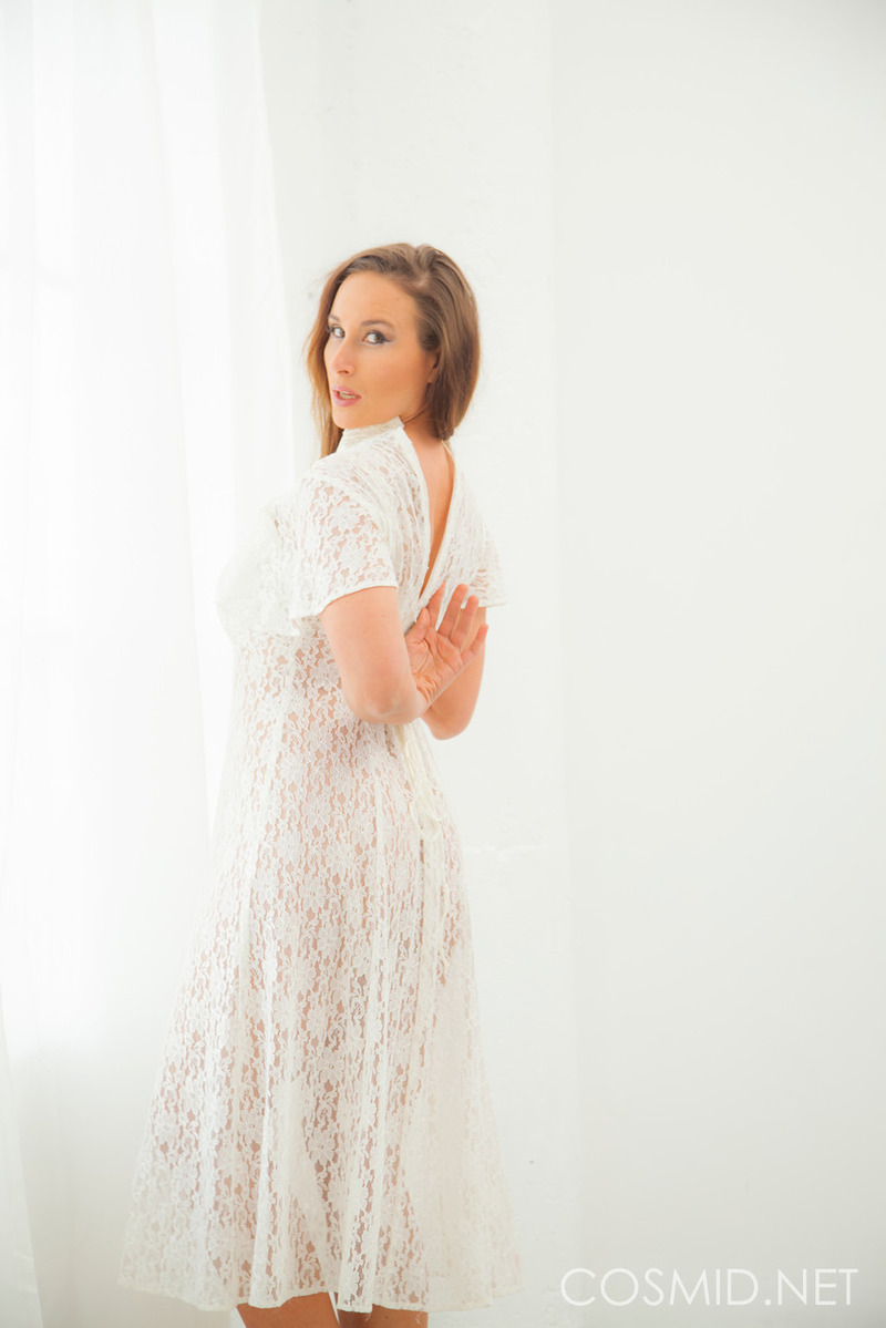 Vassanta Takes Off Her Lace Dress - 7