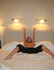 Kelly hotel room - 5