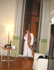 Kelly hotel room - 13