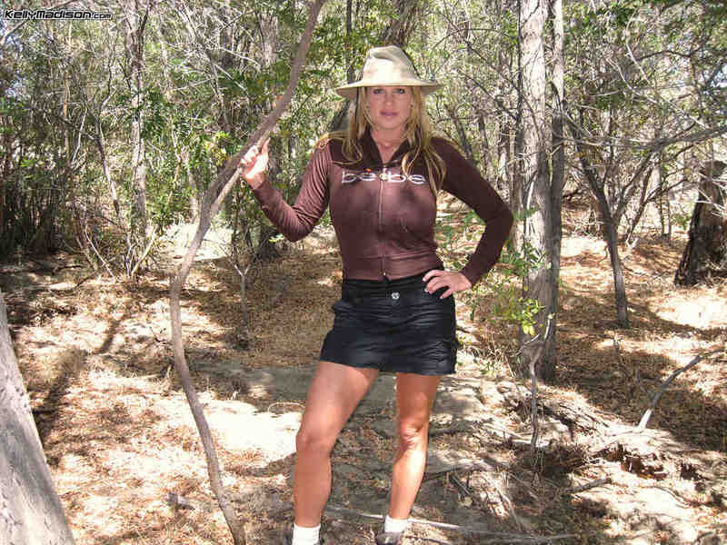 Kelly Madison natural tits free outdoors - 1
