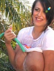 Leanna Huge Tits - 17