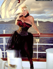 Sarenna boat strip - 9