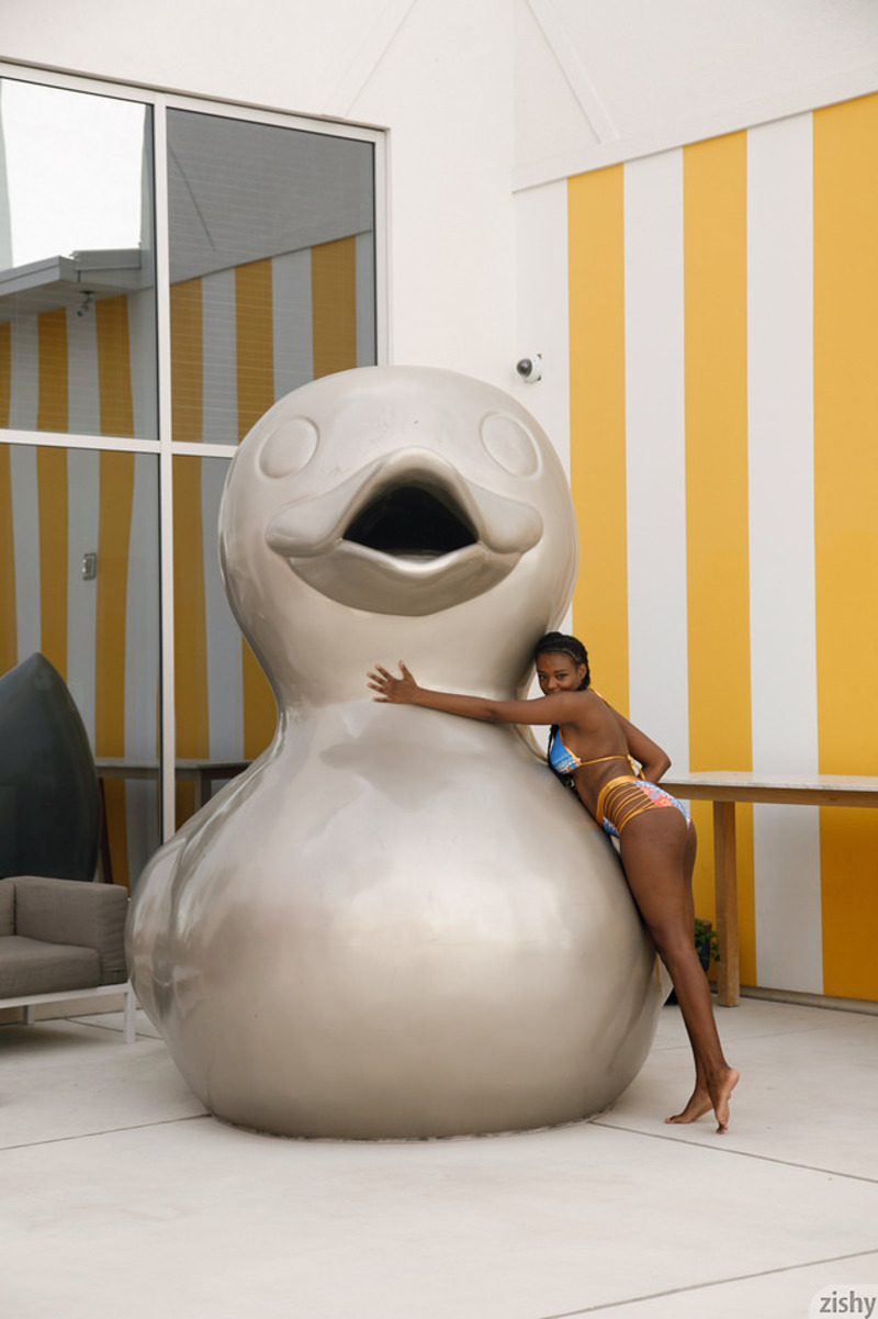 Neda Marie Poolside Jerx By Zishy - 10